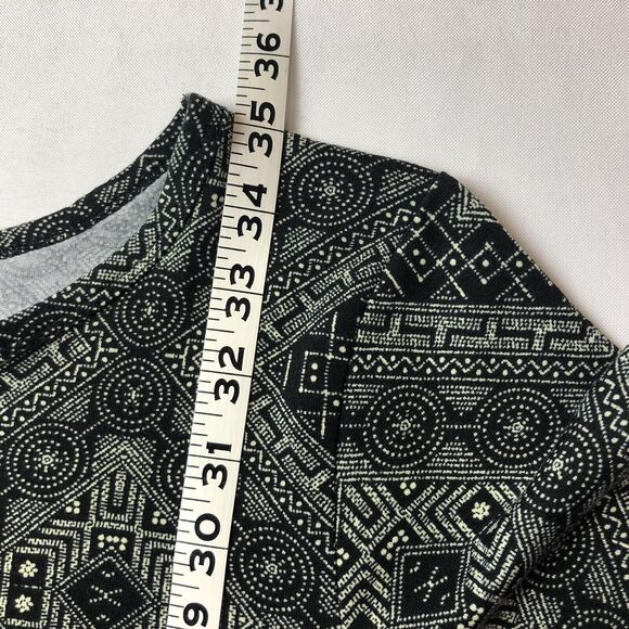 Lularoe Carly Dress Women XS Black Geo Print Short Sleeve Swing Hi Low Flowy - Picture 9 of 10